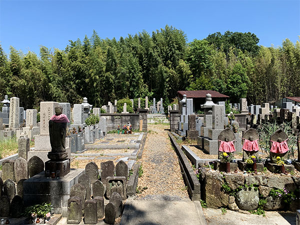 今市チバミ墓地（奈良市）